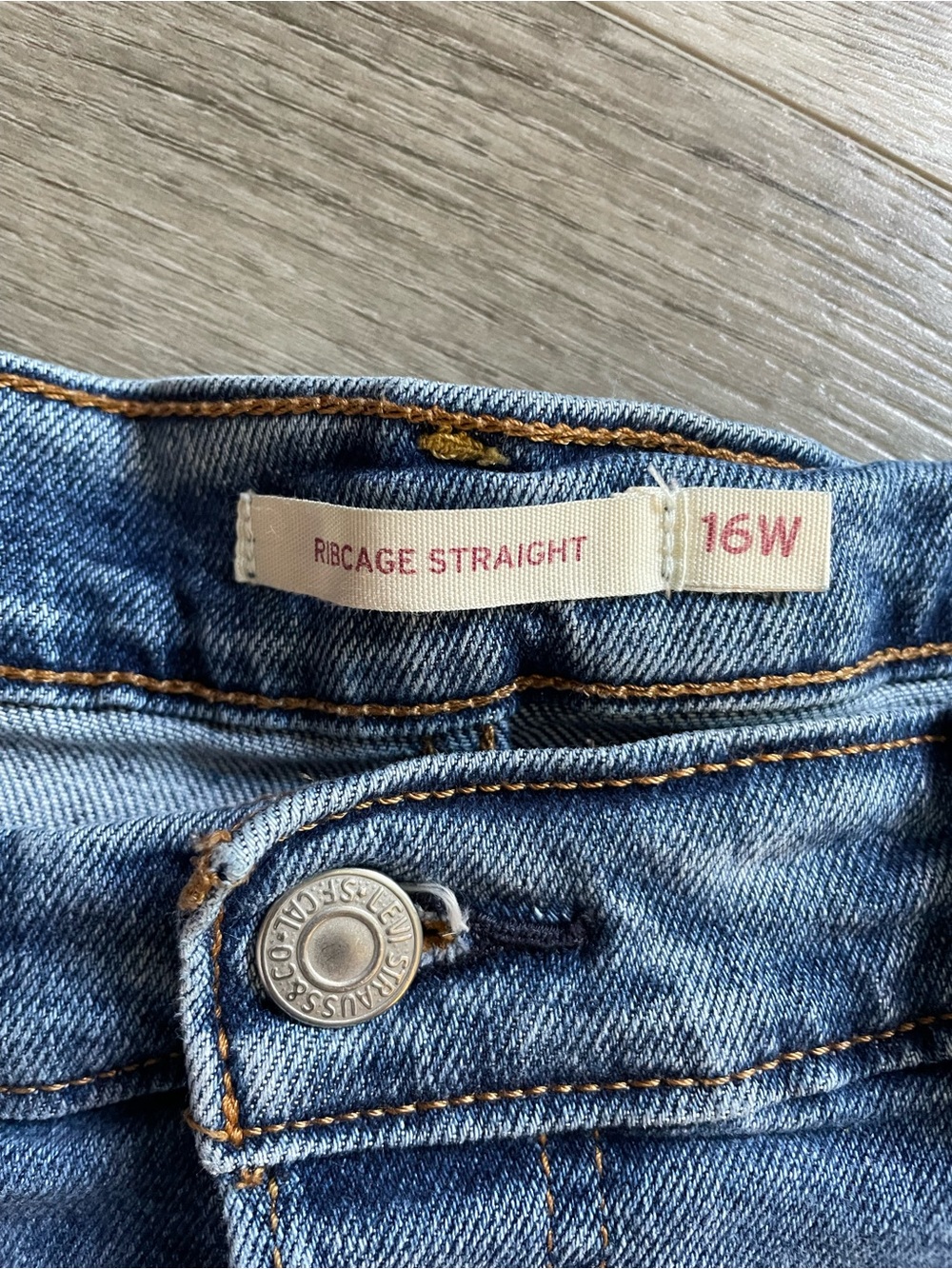 Levi’s ribcage straight leg jeans sz16W - Picture 7 of 8